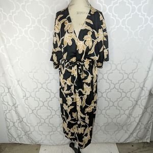 Maison Du Soir Selene Black Floral Long Robe/Kimono